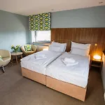 Hotel Na Sustne 3*
