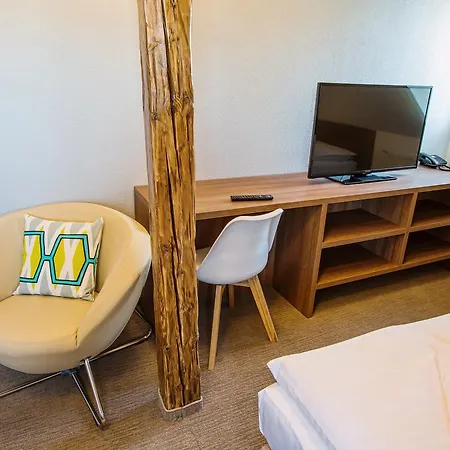 Na Sustne Ξενοδοχείο 3*