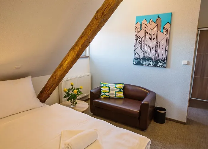 Na Sustne Ξενοδοχείο 3*